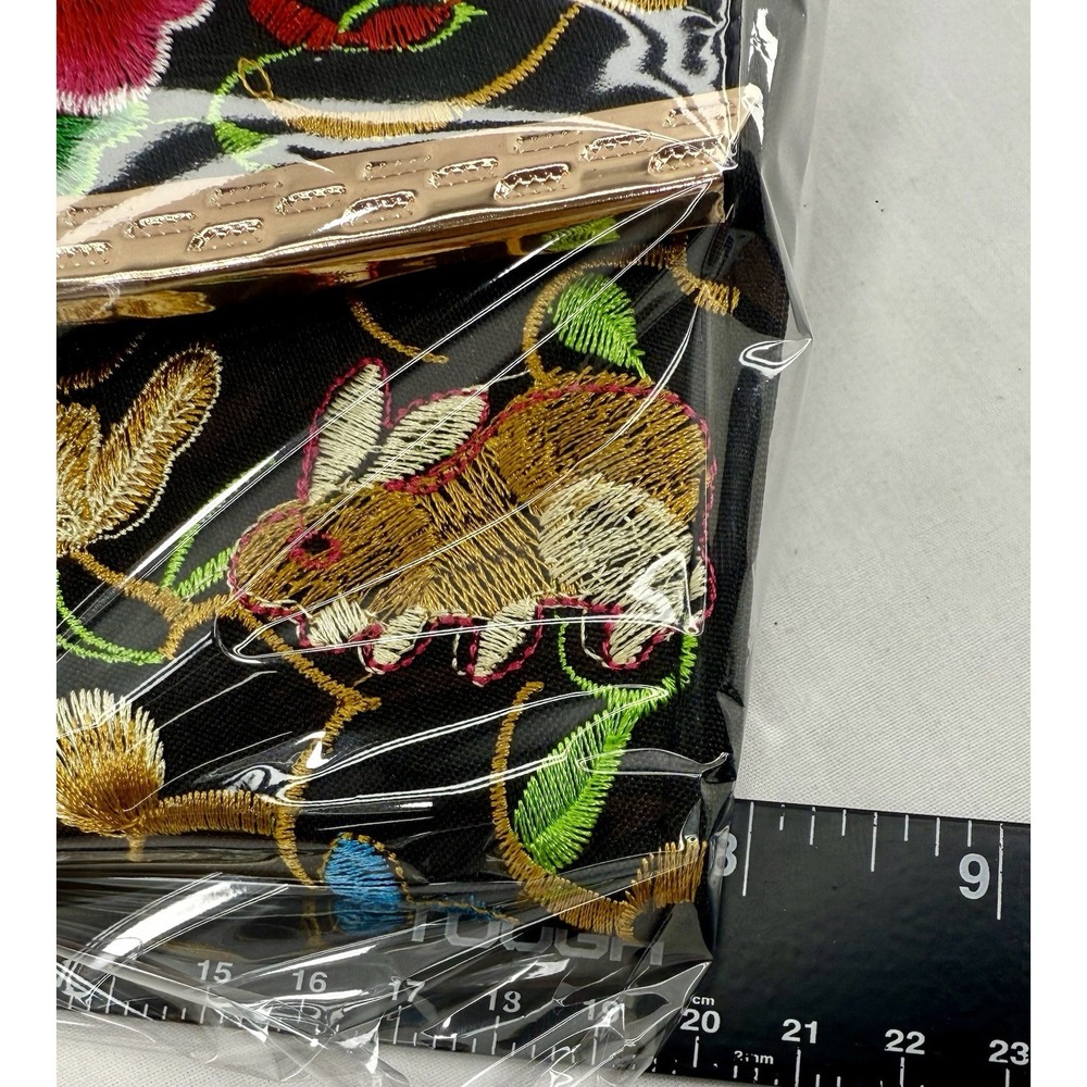 Floral Embroidered Black Fabric Clutch Purse w/ Rabbit Motif Crossbody Strap‎ - Picture 14 of 15